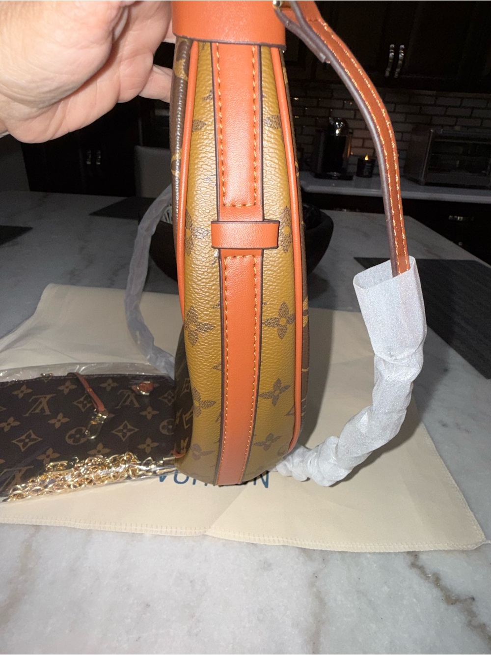 LV Loop Hobo - Picture 4 of 5
